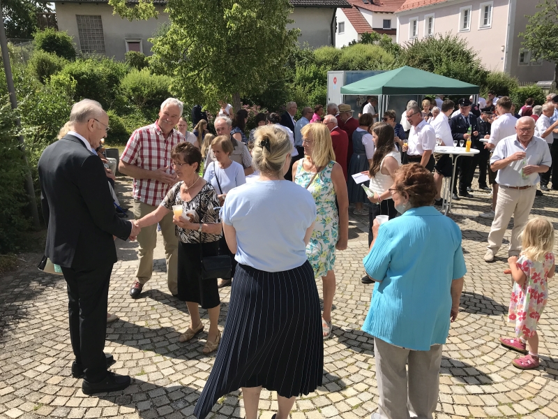 20250629 Feichtmeier Gratulanten