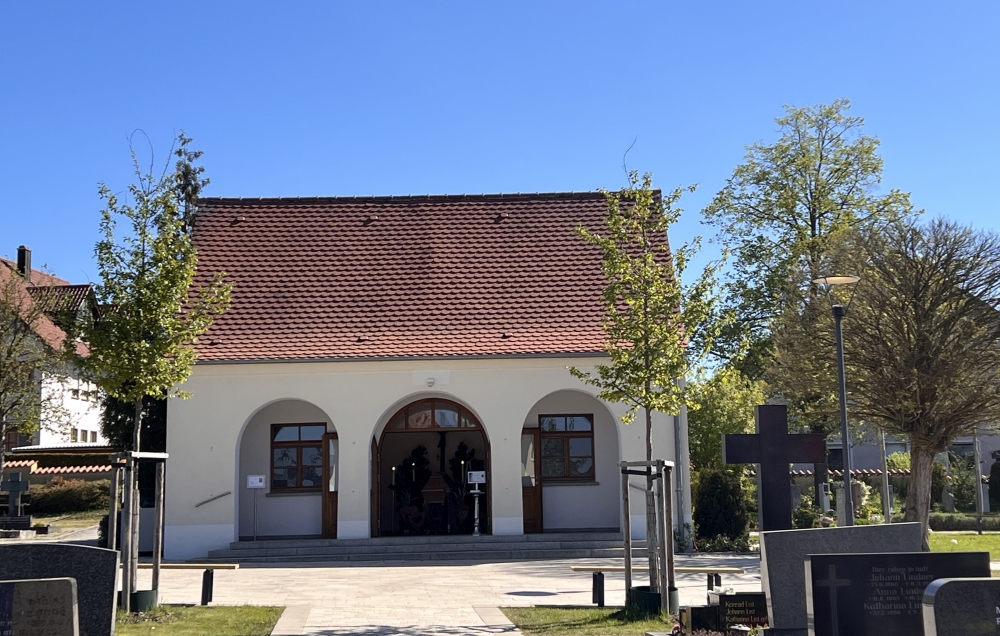 Friedhofshalle